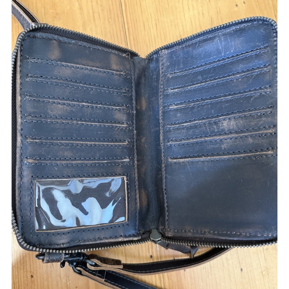 STS Ranchwear Distressed Brown Leather Wallet/Purse Crossbody Or Wristlet - Picture 4 of 14